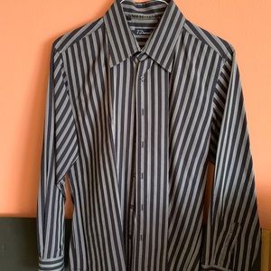 7 Diamonds Button Down-Size L